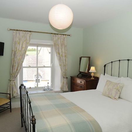 Wisteria House B&B Cloyne Bagian luar foto